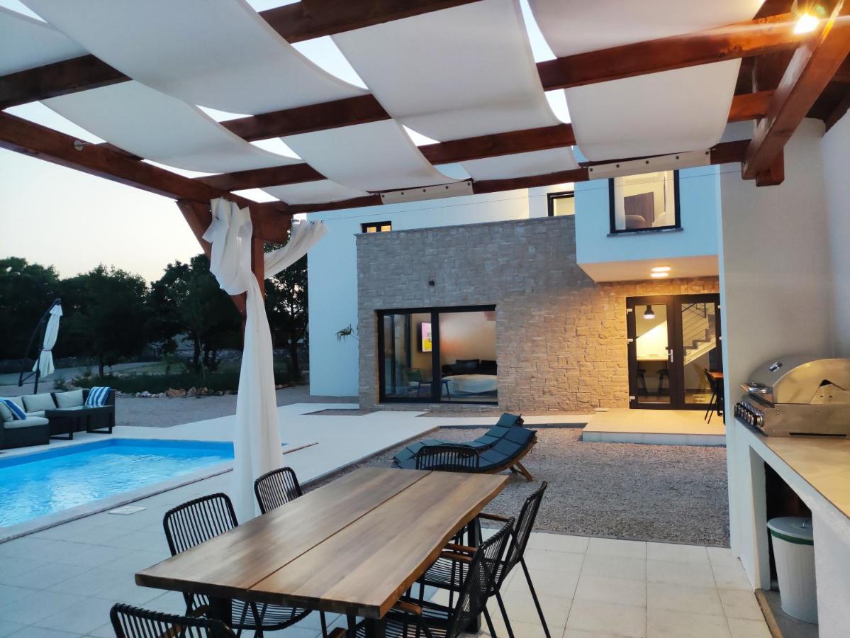 Lazy 8 Villa Garica 외부 사진